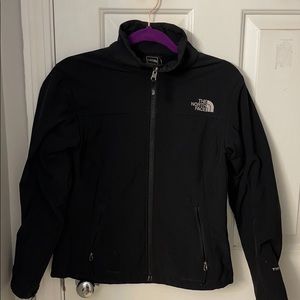 Women’s North Face jacket, cute and warm